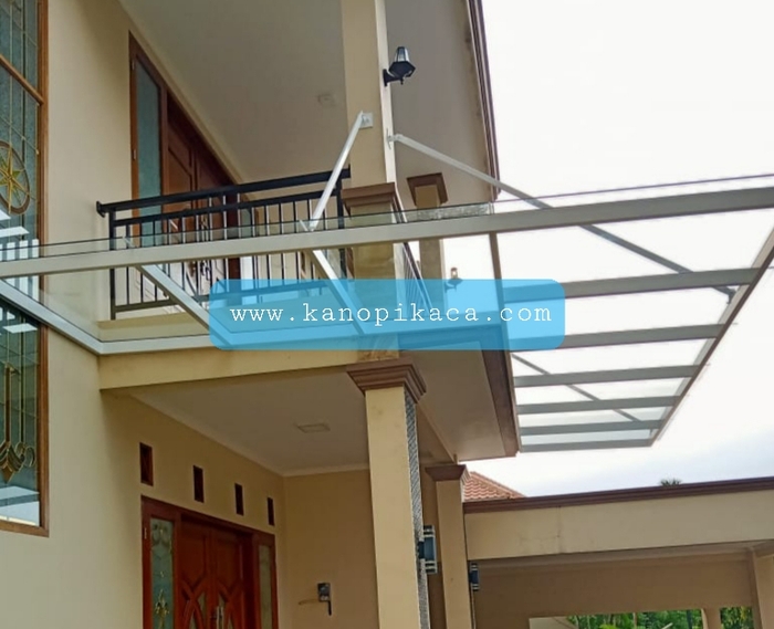 Kanopi Kaca 8mm Tempered - Tipis, Elegan, dan Tetap Aman