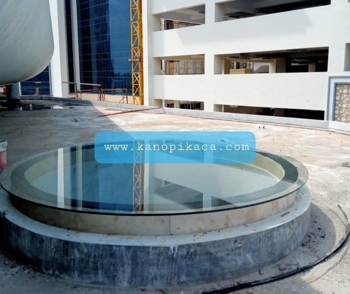 Kanopi Kaca Bulat Pantai Indah Kapuk - Desain Premium untuk Dak & Void