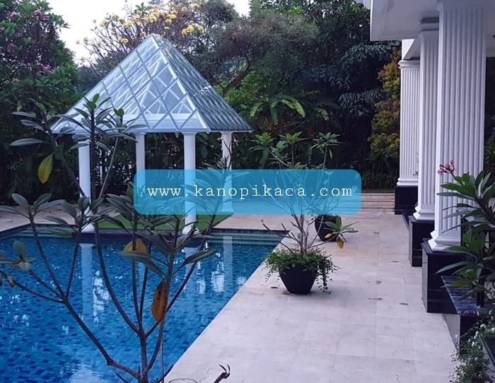 Kanopi Kaca Gazebo untuk Taman & Kolam Renang Modern